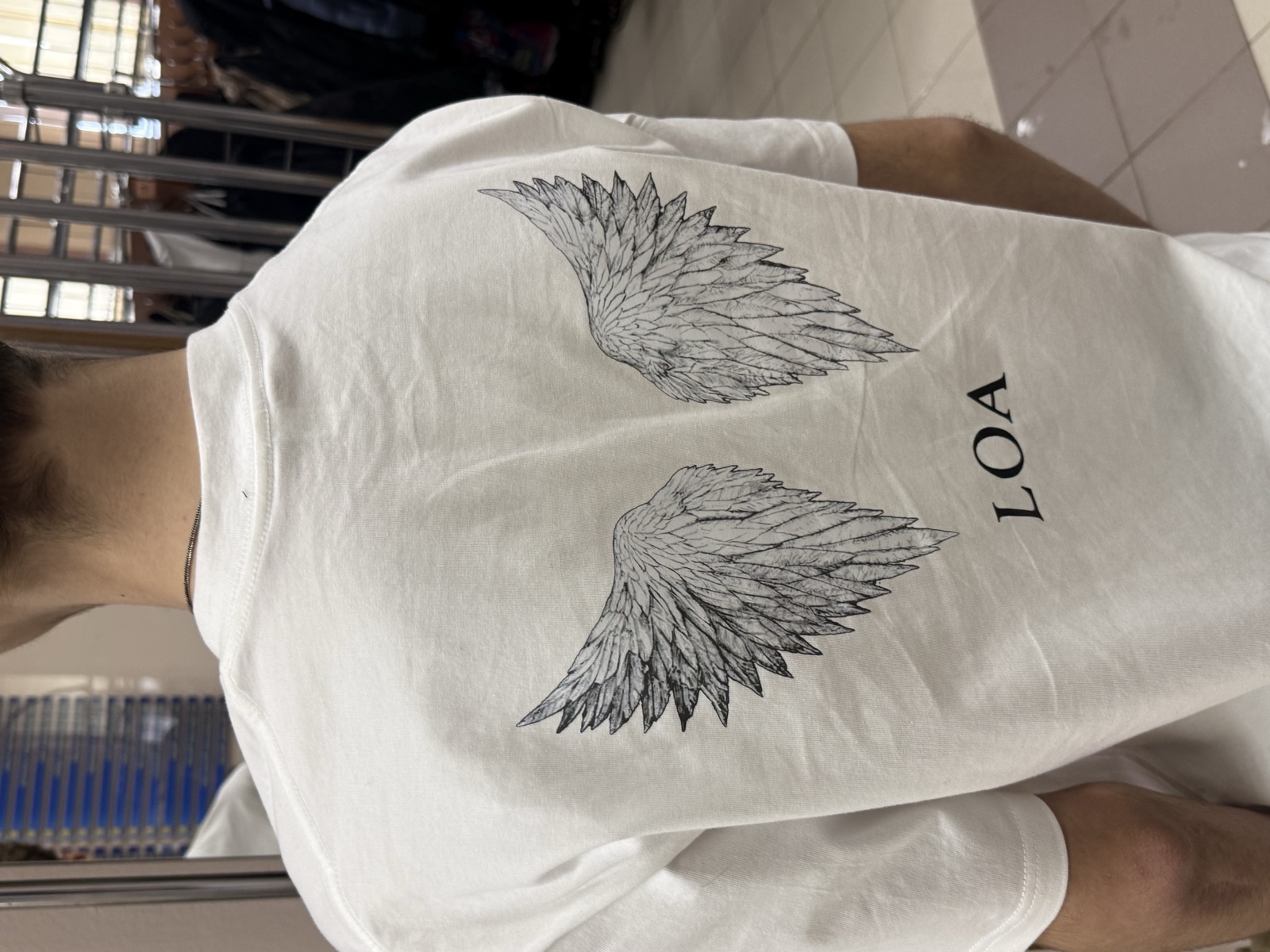 Футболка Loa White — крылья